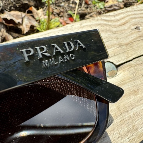 Prada Women’s Sunglasses - Picture 5 of 12